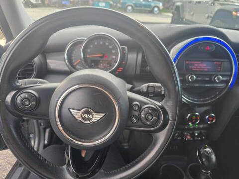 2015 MINI Hardtop 4 Door Cooper