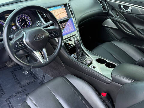 2017 Infiniti Q60 3.0T Premium
