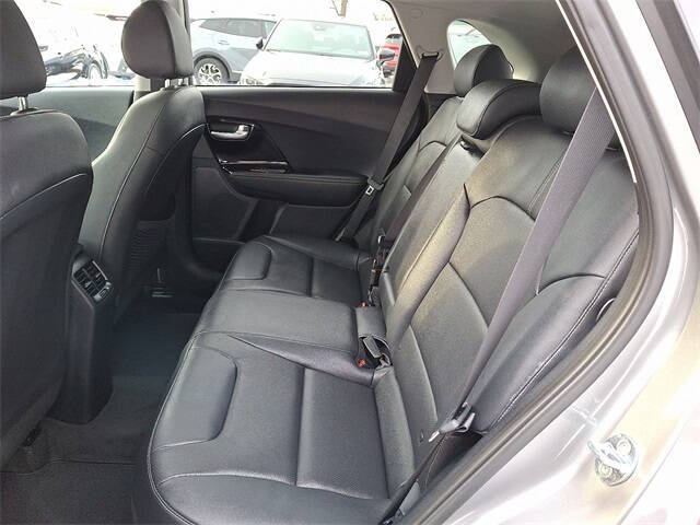 2022 Kia Niro Touring Special Edition