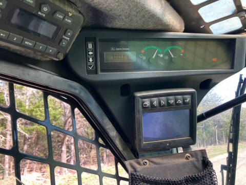 2021 John Deere 333G