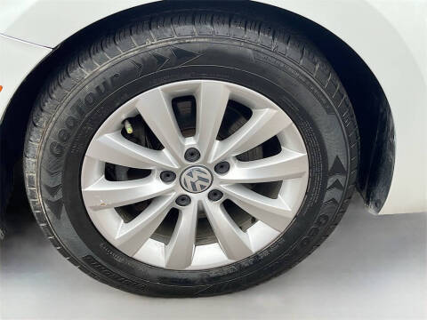 2017 Volkswagen Beetle 1.8T S