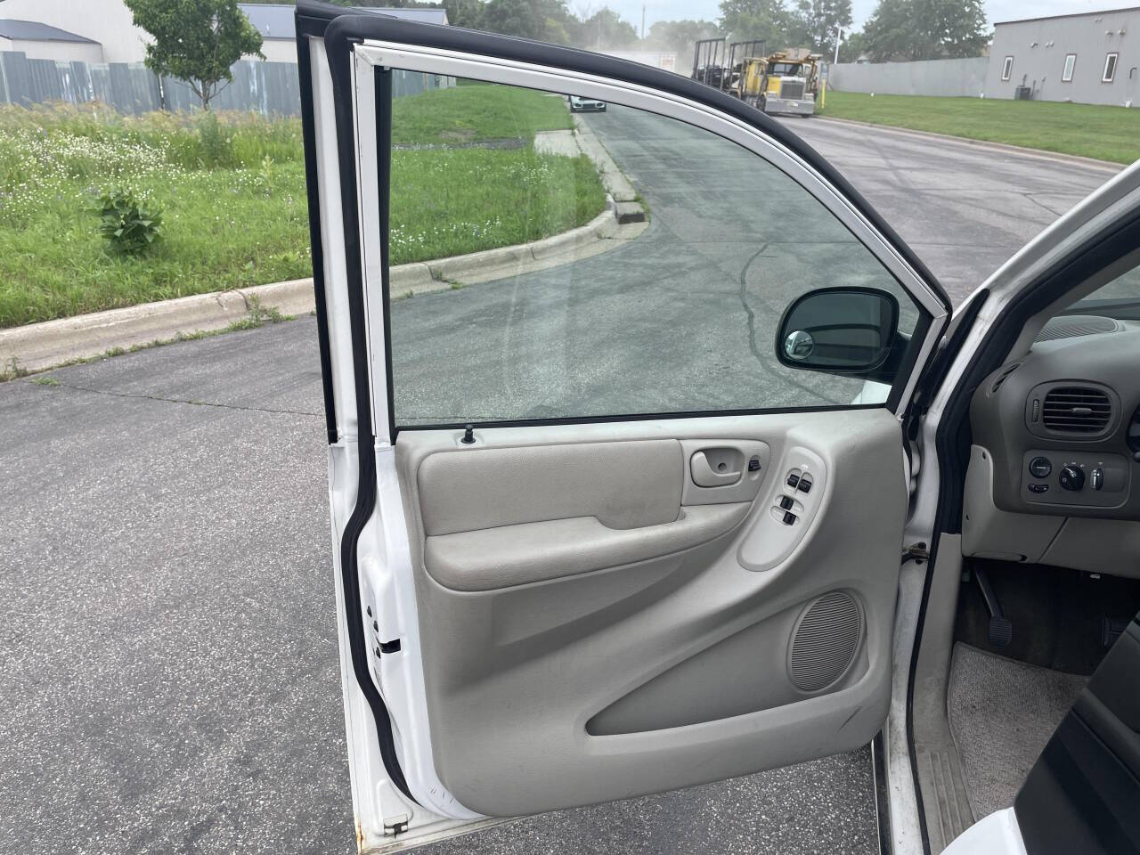 2006 Dodge Grand Caravan for sale at Twin Cities Auctions in Elk River, MN