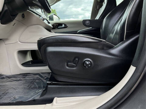 2022 Chrysler Pacifica Limited