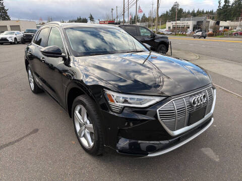 2019 Audi e-tron quattro Premium Plus