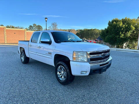 2011 Chevrolet Silverado 1500 for sale at First Auto Sales in Winder GA