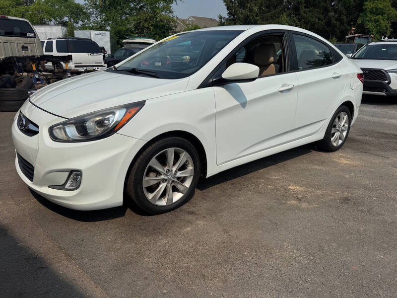 2013 Hyundai Accent GLS