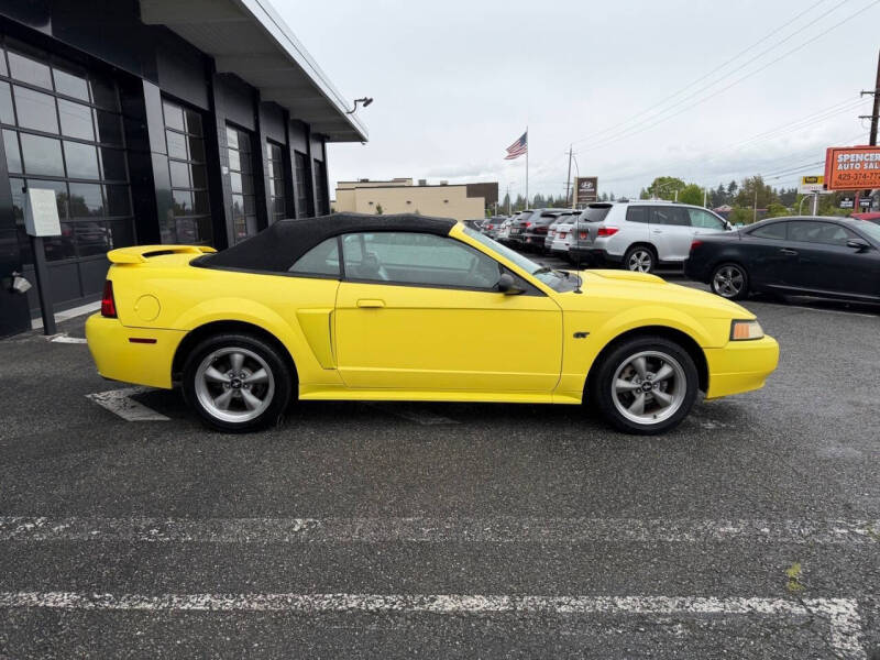 2002 Ford Mustang GT Deluxe