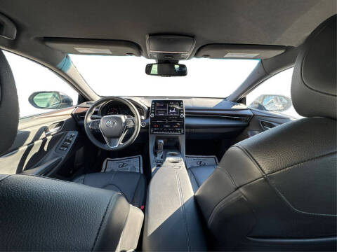 2022 Toyota Avalon XLE