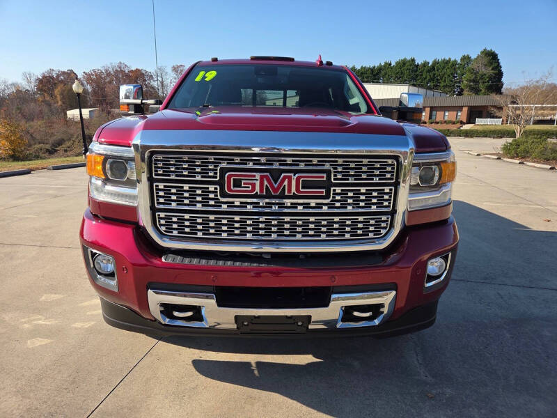 2019 GMC Sierra 2500HD Denali