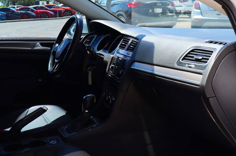 2019 Volkswagen Golf Alltrack
