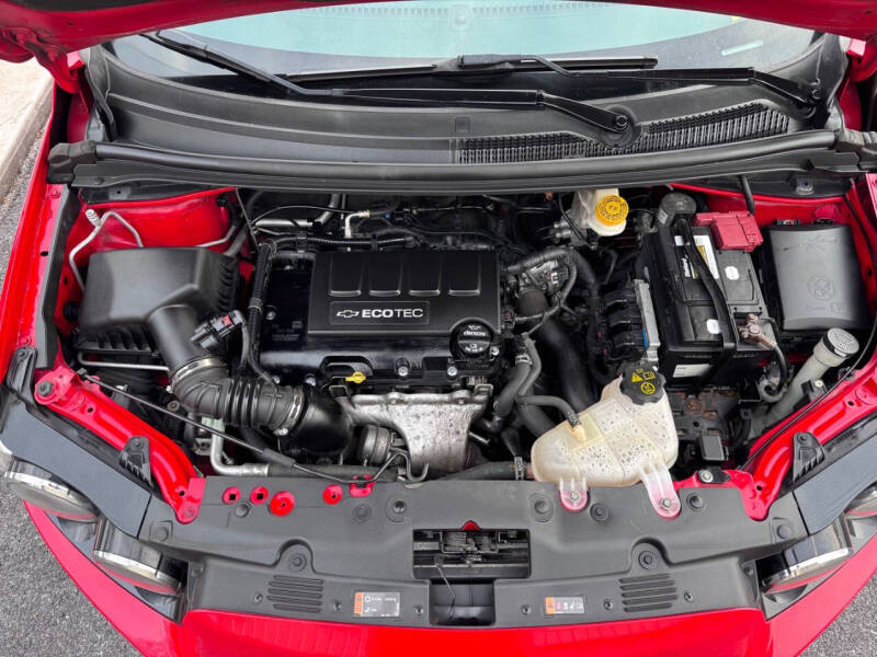 2016 Chevrolet Sonic LT Manual