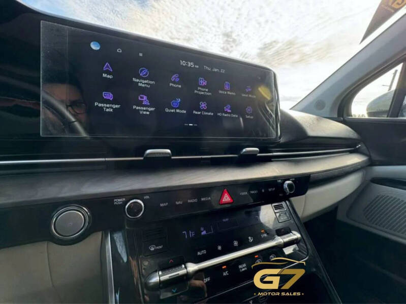 2023 Kia Carnival EX