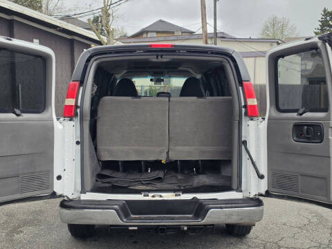 2013 Chevrolet Express LT 2500