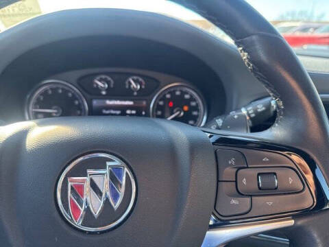 2023 Buick Enclave Essence