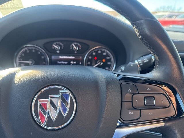 2023 Buick Enclave Essence