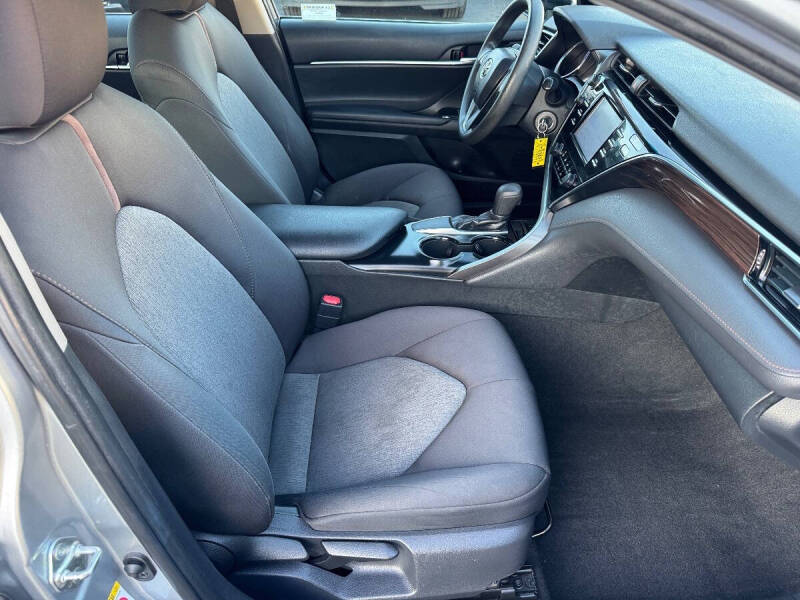 2018 Toyota Camry LE