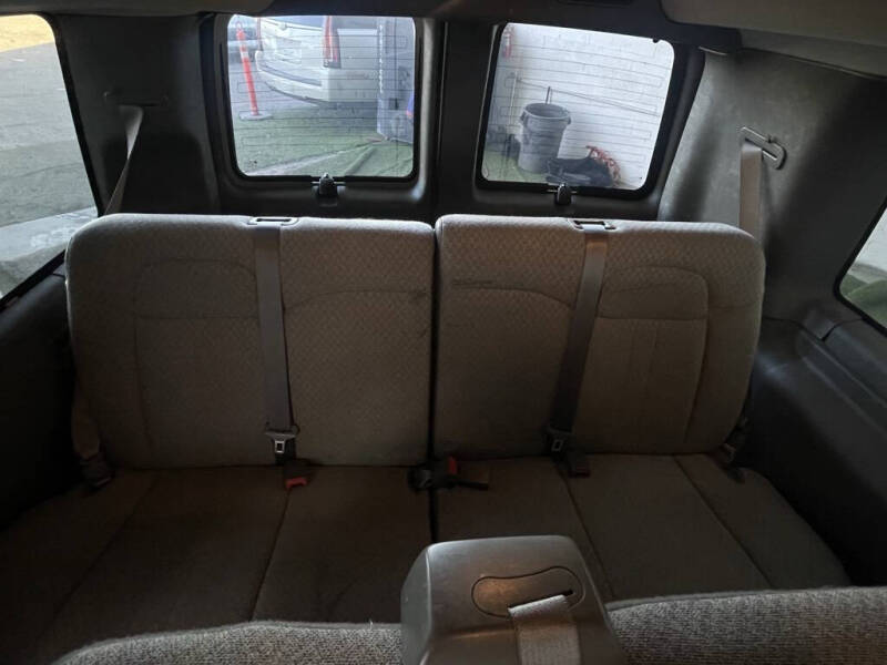 2016 Chevrolet Express LS 2500