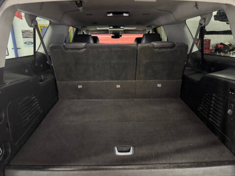 2017 Cadillac Escalade ESV Luxury