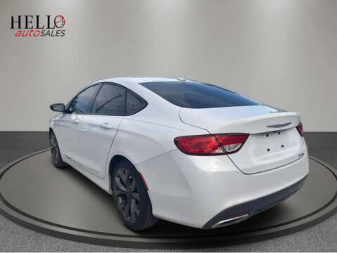 2015 Chrysler 200 S