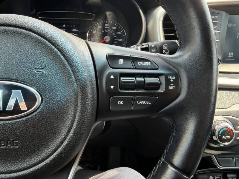 2017 Kia Sorento LX