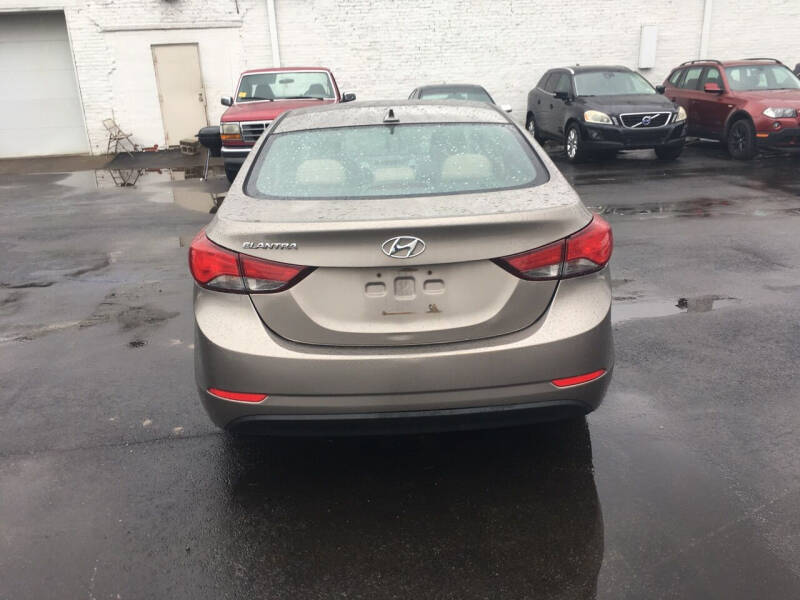 2016 Hyundai Elantra SE photo 15