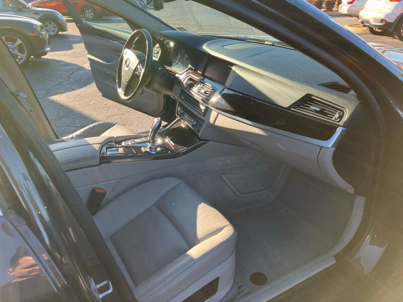 2012 BMW 5 Series 528i xDrive