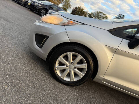 2012 Ford Fiesta SE