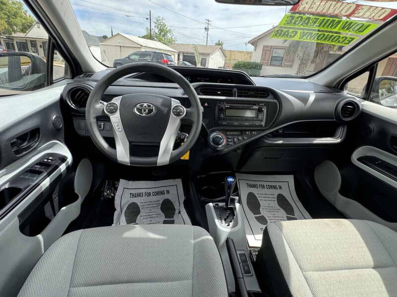 2014 Toyota Prius c One