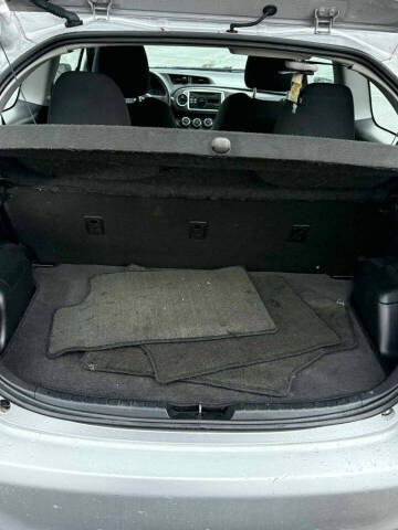 2014 Toyota Yaris 3-Door L Fleet