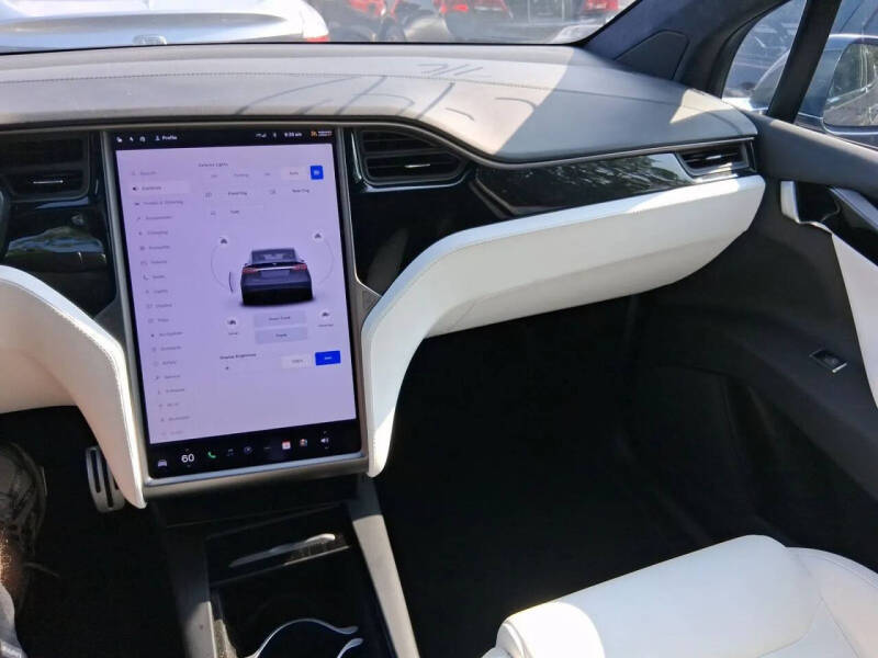 2020 Tesla Model X
