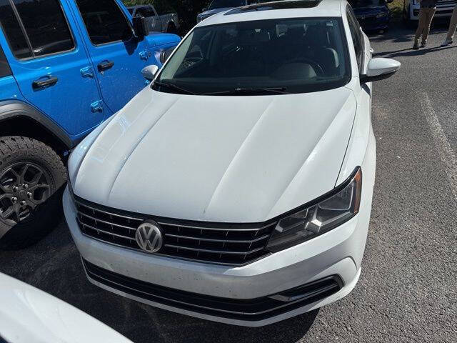 2016 Volkswagen Passat