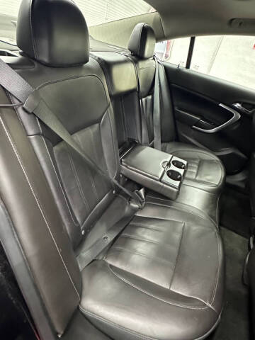 2012 Buick Regal Premium 1