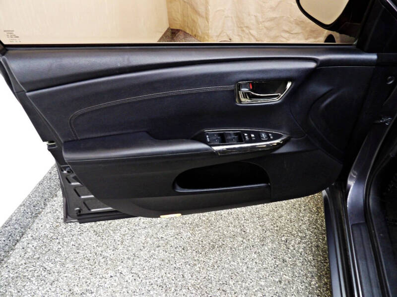 2016 Toyota Avalon XLE