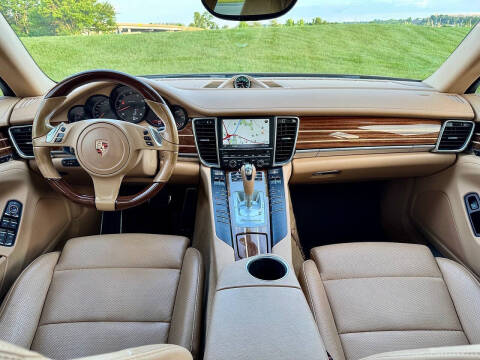 2014 Porsche Panamera 4