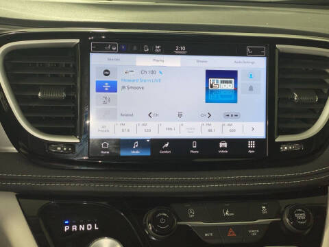 2022 Chrysler Pacifica Touring L