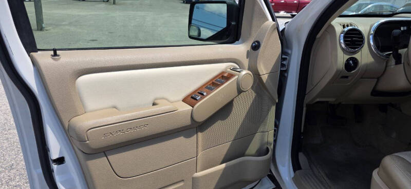 2010 Ford Explorer Eddie Bauer