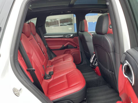 2015 Porsche Cayenne S