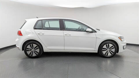 2016 Volkswagen e-Golf SE
