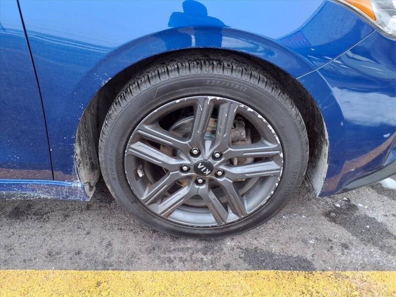 2021 Kia Forte GT Line