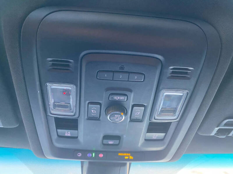 2021 Chevrolet Suburban RST