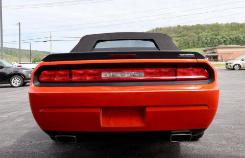 2008 Dodge Challenger SRT8