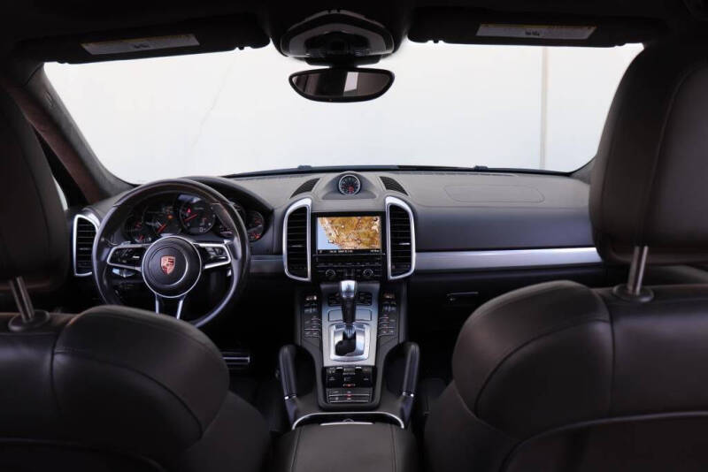 2015 Porsche Cayenne Turbo