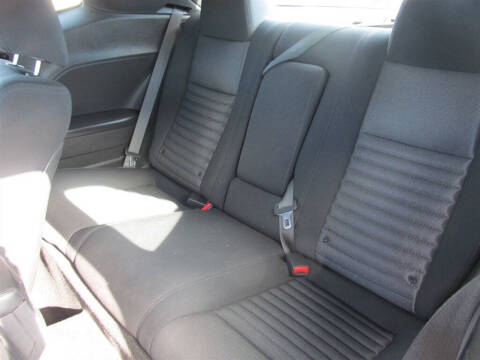 2013 Dodge Challenger SXT