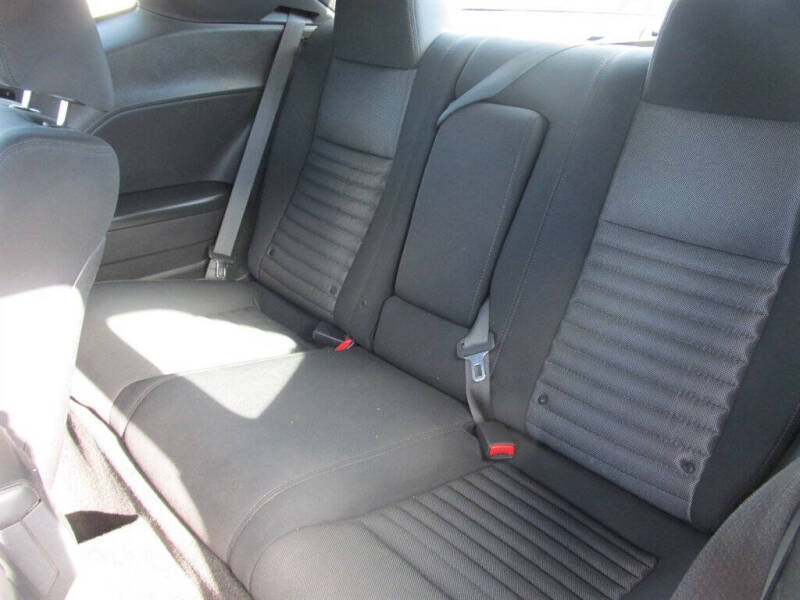 2013 Dodge Challenger SXT