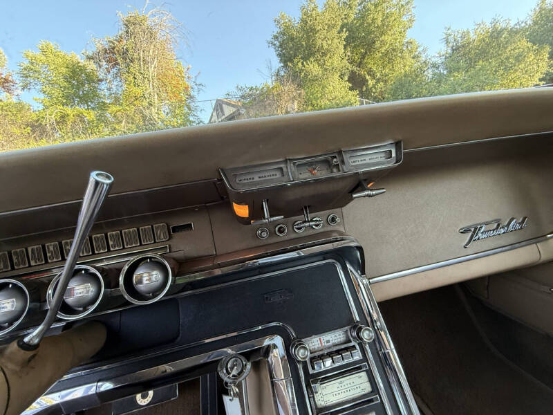 1965 Ford Thunderbird