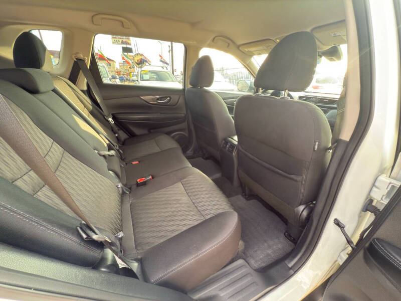 2019 Nissan Rogue SV