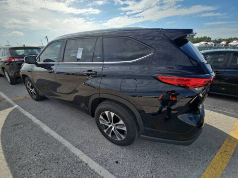 2021 Toyota Highlander for sale at Florida International Cars in Miramar FL