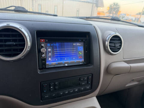 2004 Ford Expedition Eddie Bauer