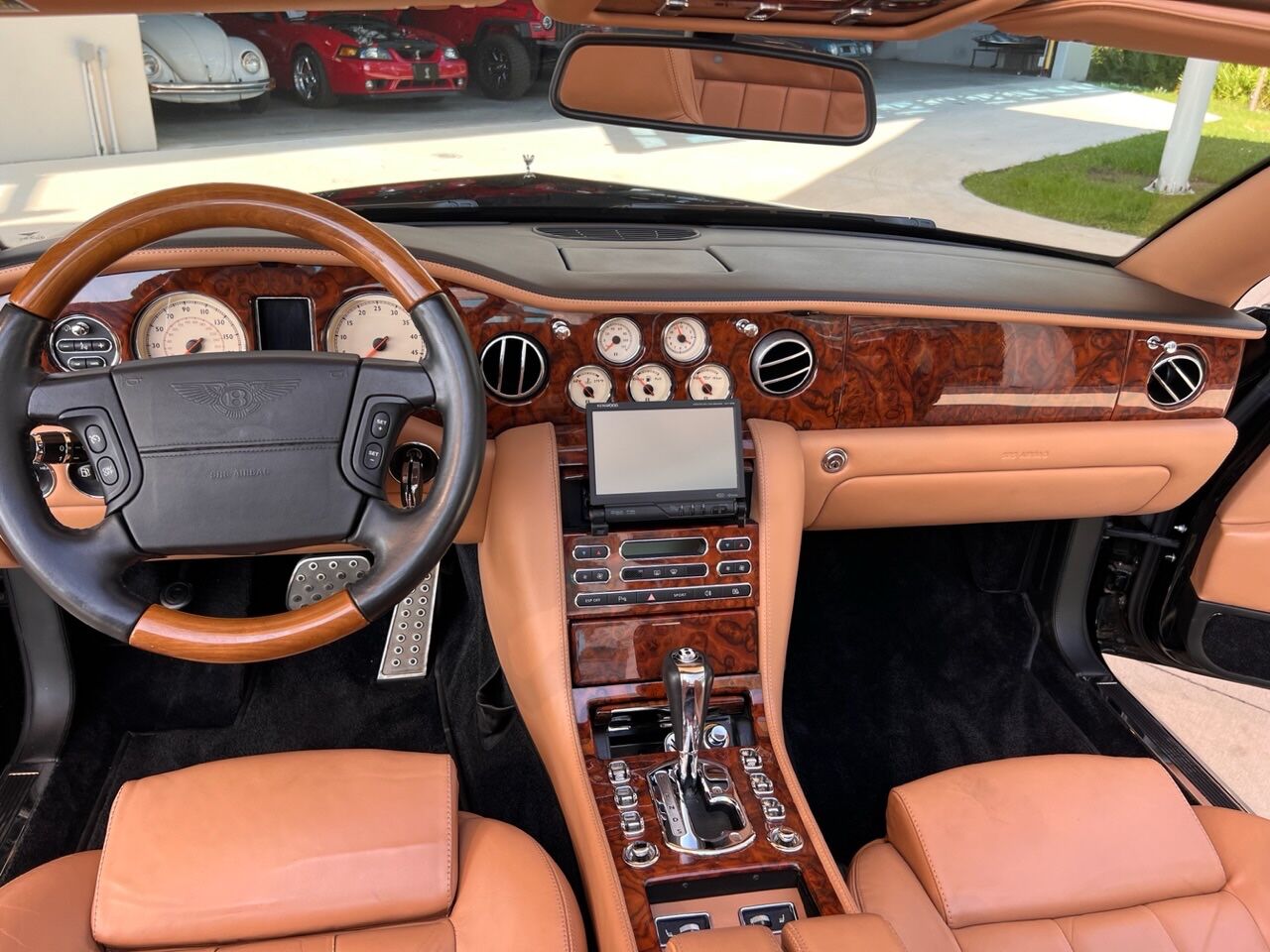2008 Bentley Azure 32