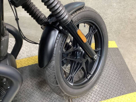 2017 Moto Guzzi V7 III Stone